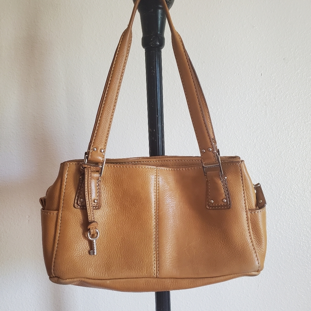 Fossil handbag